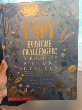 Vintage Scholastic I SPY Extreme Challenger! Blue Cover with Yellow Title